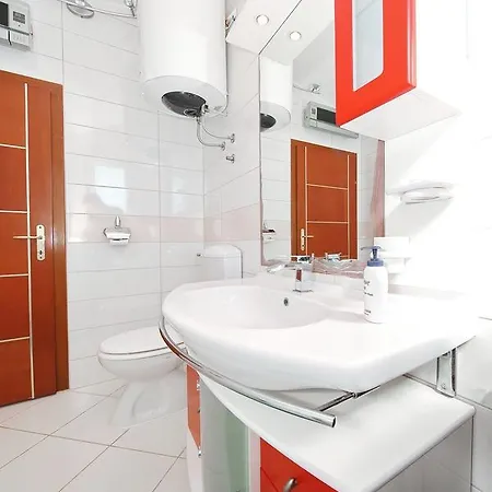 Sapavac Apartament Vir
