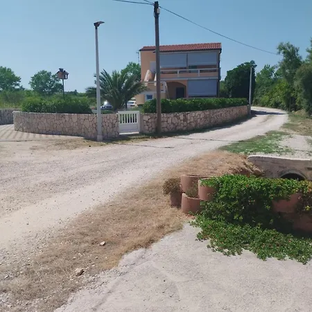 Sapavac Appartamento Vir