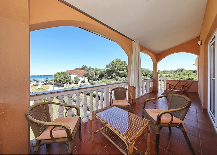 Sapavac 公寓 维尔